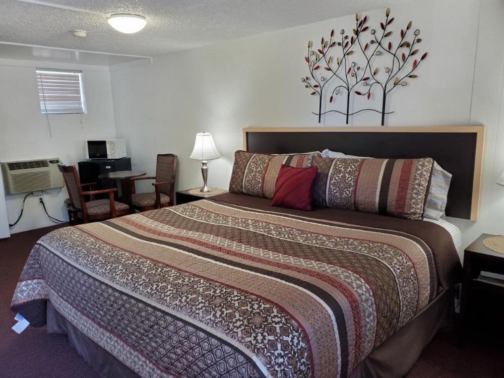 Room image 3
