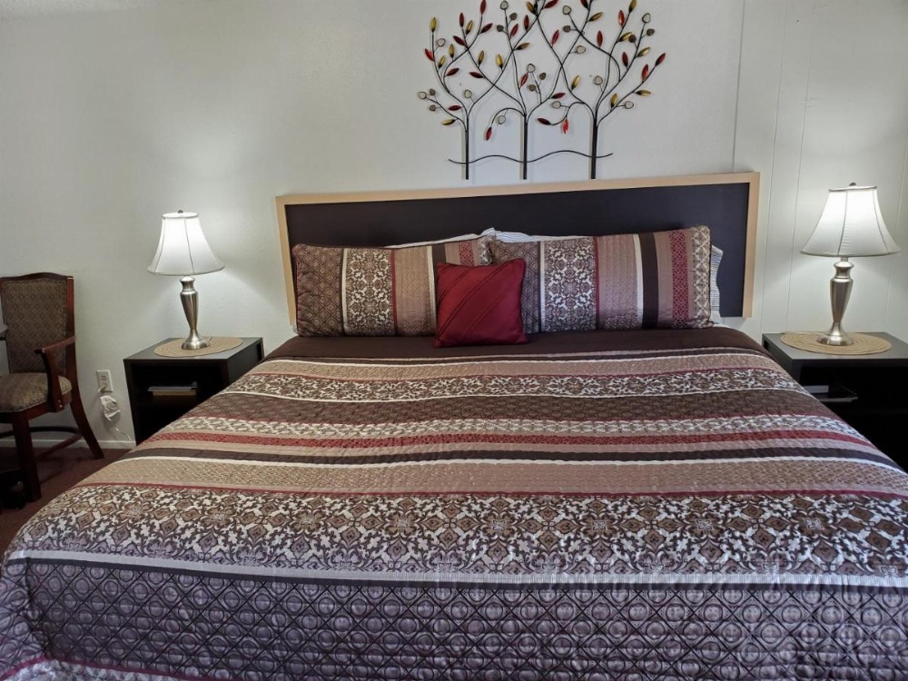 Room image 4