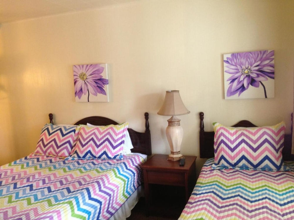 Room image 2